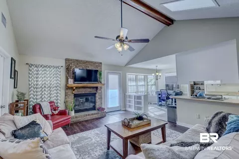 124 Michael Loop, Daphne, AL 36526 photo 3