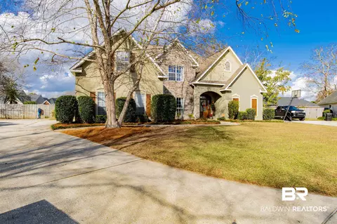 2155 Brittany Dr, Mobile, AL 36695 photo 2