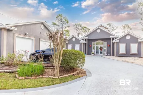 8919 Bay Point Dr, Elberta, AL 36530 photo 1
