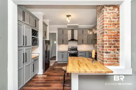655 Augusta St, Mobile, AL 36603 photo 3
