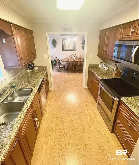 102 Michael Loop, Daphne, AL 36526 photo 9