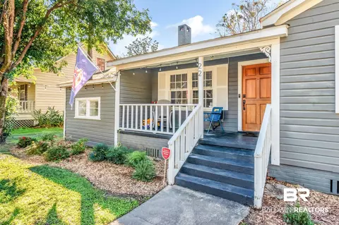 22 Benedict Pl, Mobile, AL 36606 photo 2
