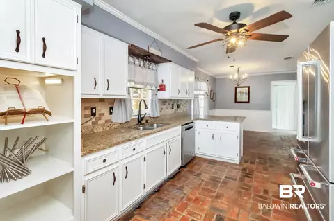955 Royal Oak Ct, Mobile, AL 36693 photo 9
