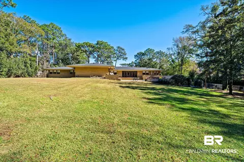 208 Childree Dr, Mobile, AL 36608 photo 2