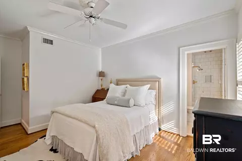 301 E Durham Dr, Mobile, AL 36606 photo 23