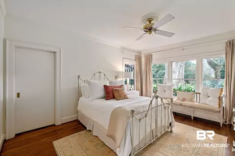 301 E Durham Dr, Mobile, AL 36606 photo 19