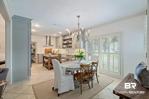 301 E Durham Dr, Mobile, AL 36606 photo 12