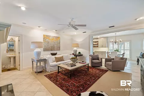 301 E Durham Dr, Mobile, AL 36606 photo 15