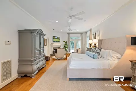 301 E Durham Dr, Mobile, AL 36606 photo 16