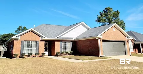 10026 Peyton Dr, Mobile, AL 36695 photo 1
