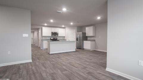 8123 Irwin Loop, Daphne, AL 36526 photo 4