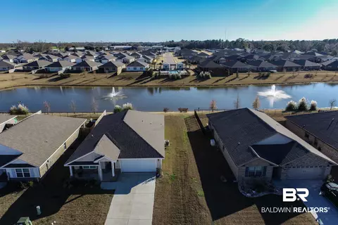 8123 Irwin Loop, Daphne, AL 36526 photo 2