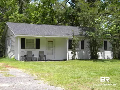 1207 W Barker Dr, Mobile, AL 36608 photo 1