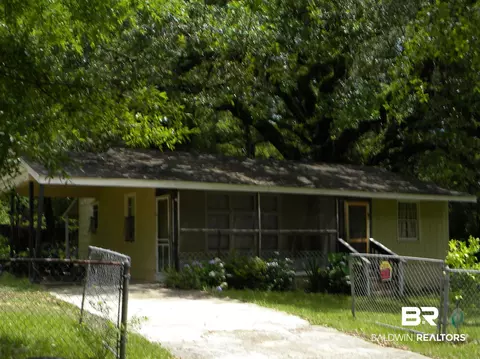 3854 Pickett Dr, Mobile, AL 36618 photo 1