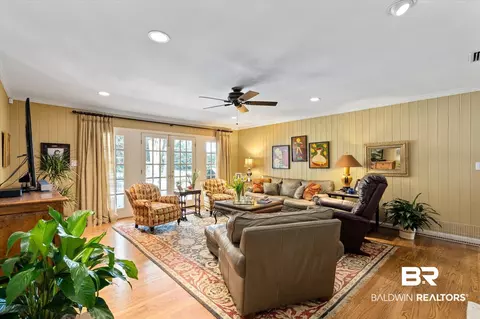 14 N Spring Bank Rd, Mobile, AL 36608 photo 12
