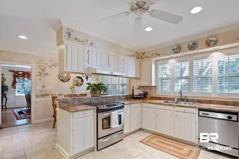 14 N Spring Bank Rd, Mobile, AL 36608 photo 11