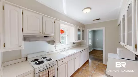 120 Florence Pl, Mobile, AL 36607 photo 7
