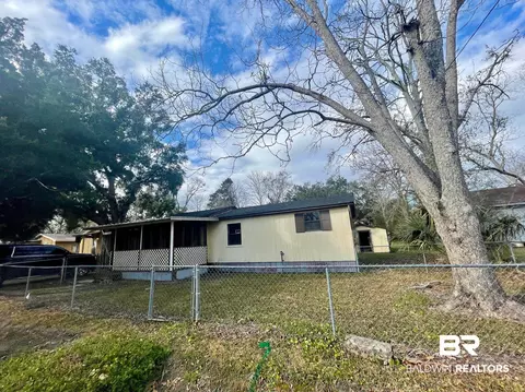 24715 Olive St, Elberta, AL 36530 photo 8