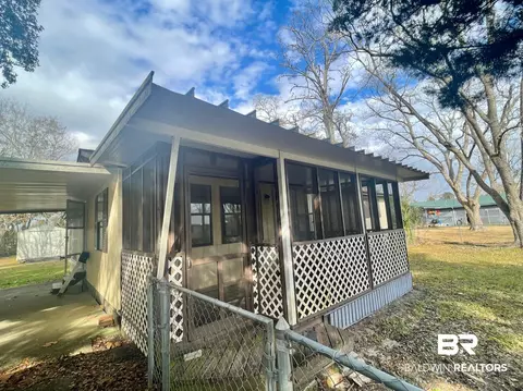 24715 Olive St, Elberta, AL 36530 photo 2