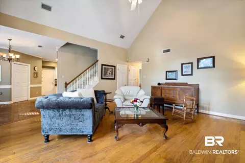 1121 Sutton Ct, Mobile, AL 36609 photo 7