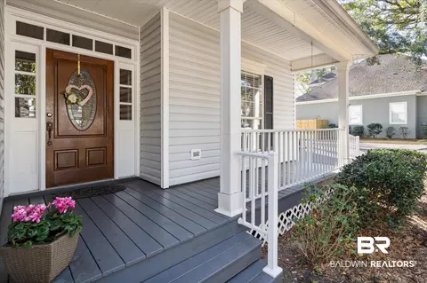 1121 Sutton Ct, Mobile, AL 36609 photo 2