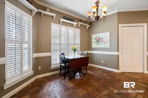 1121 Sutton Ct, Mobile, AL 36609 photo 13