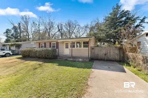 2413 Mcphillips Dr, Daphne, AL 36526 photo 2
