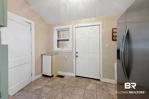 2252 Dauphin St, Mobile, AL 36606 photo 20