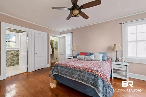 2252 Dauphin St, Mobile, AL 36606 photo 3