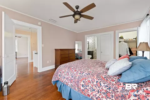 2252 Dauphin St, Mobile, AL 36606 photo 4