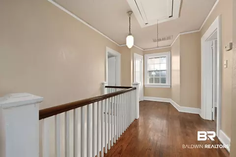2252 Dauphin St, Mobile, AL 36606 photo 2