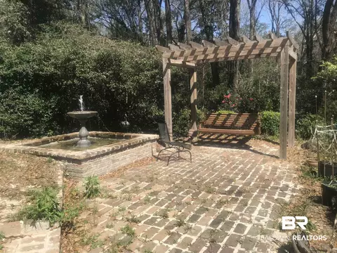 425 E Byron Ave, Mobile, AL 36609 photo 3