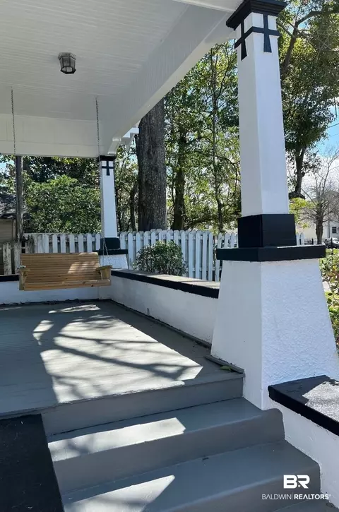 1504 Old Shell Rd, Mobile, AL 36604 photo 3