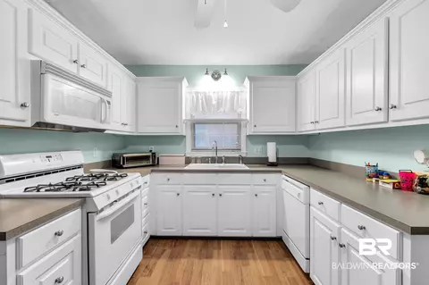 413 Coventry Way, Mobile, AL 36606 photo 5