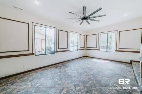 2304 Roberta Dr, Mobile, AL 36617 photo 15