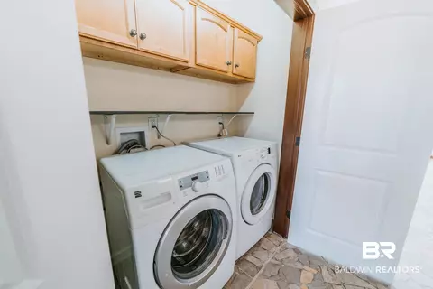 2304 Roberta Dr, Mobile, AL 36617 photo 16
