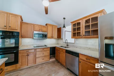 2304 Roberta Dr, Mobile, AL 36617 photo 7