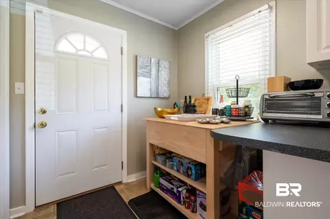 2504 Taylor Ave, Mobile, AL 36606 photo 9