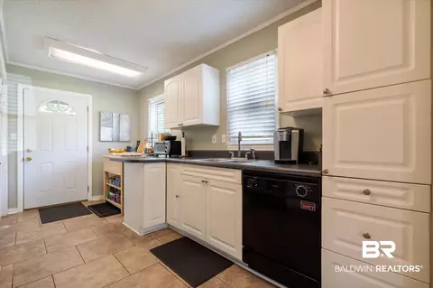 2504 Taylor Ave, Mobile, AL 36606 photo 8