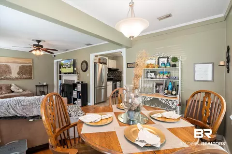 2504 Taylor Ave, Mobile, AL 36606 photo 3