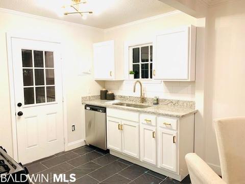 152 Pinehill Dr, Mobile, AL 36606 photo 7