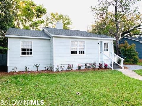 152 Pinehill Dr, Mobile, AL 36606 photo 2