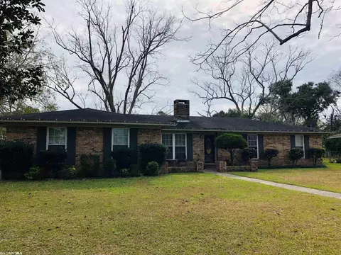 624 E Walker Ave, Foley, AL 36535 photo 1