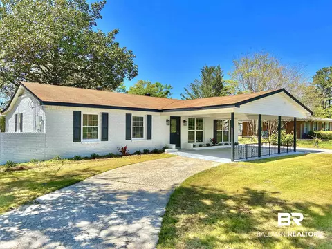 4952 Mackenzie Dr, Mobile, AL 36619 photo 1