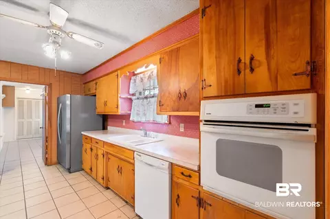 617 Donna St, Saraland, AL 36571 photo 7