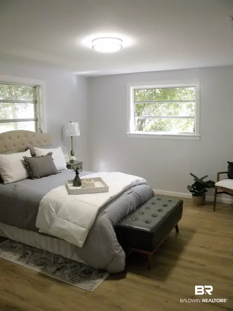 5327 Forest Park Dr, Mobile, AL 36618 photo 8