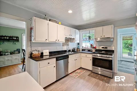 16 Kirby St, Mobile, AL 36607 photo 9