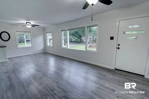 801 Myra Dr, Mobile, AL 36606 photo 7