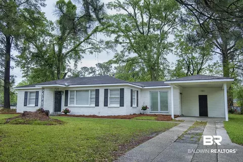 801 Myra Dr, Mobile, AL 36606 photo 4