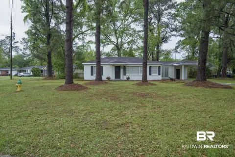 801 Myra Dr, Mobile, AL 36606 photo 5